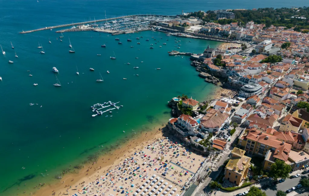 beaches in lisbon